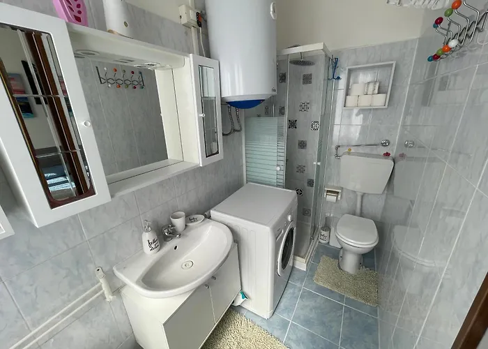 Apartment Ar Inter 1